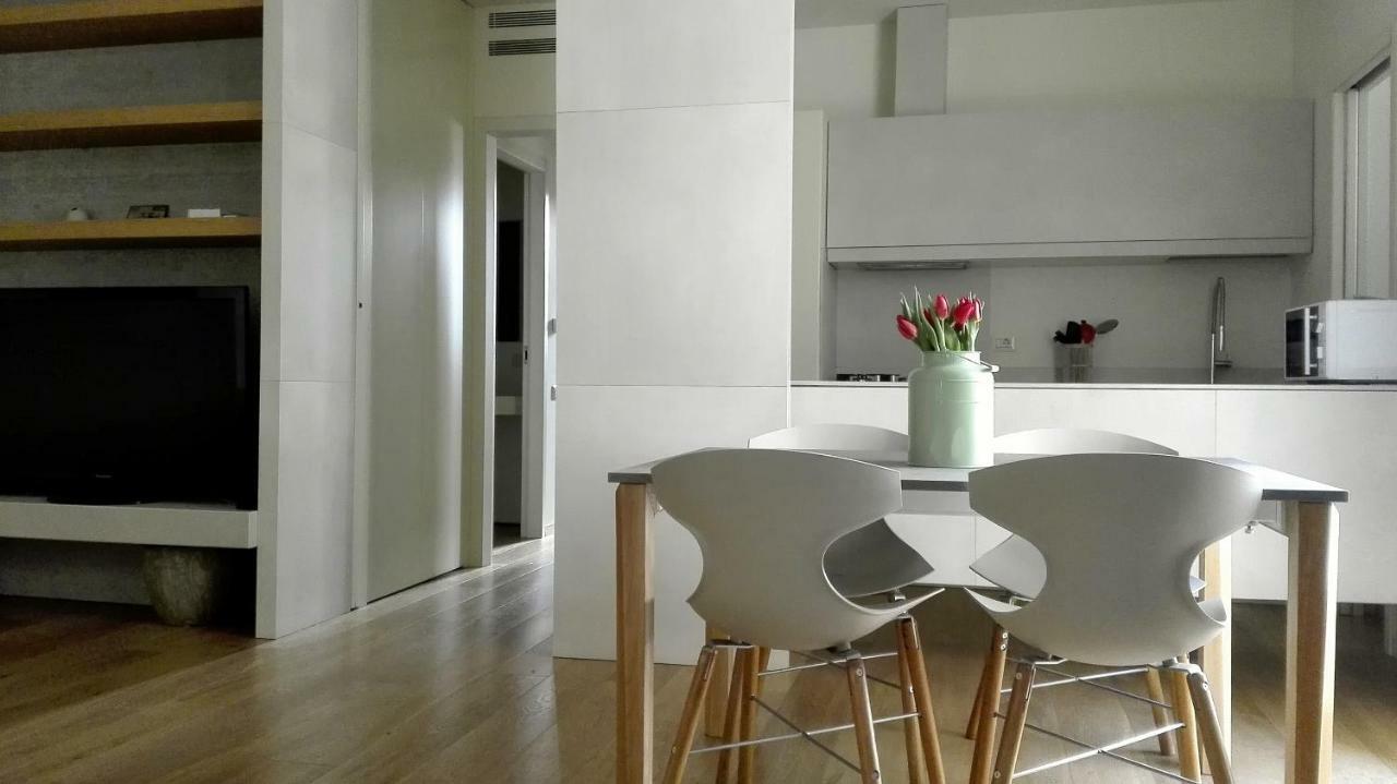 Appartamento Moderno In Centro Storico Lucca Bagian luar foto